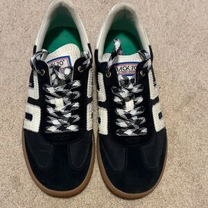 Back 70 cloud Black and White Sneakers size 39